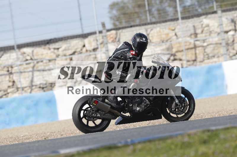 /Archiv-2024/01 26.-28.01.2024 Moto Center Thun Jerez/Gruppe rot-red/backside